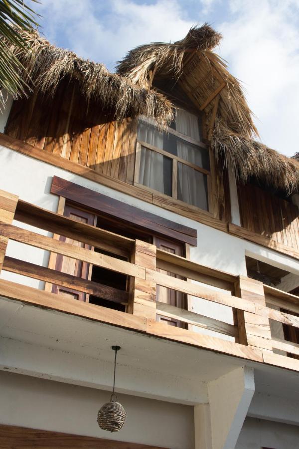Casa Playa Del Amor San Pedro Pochutla Exterior photo