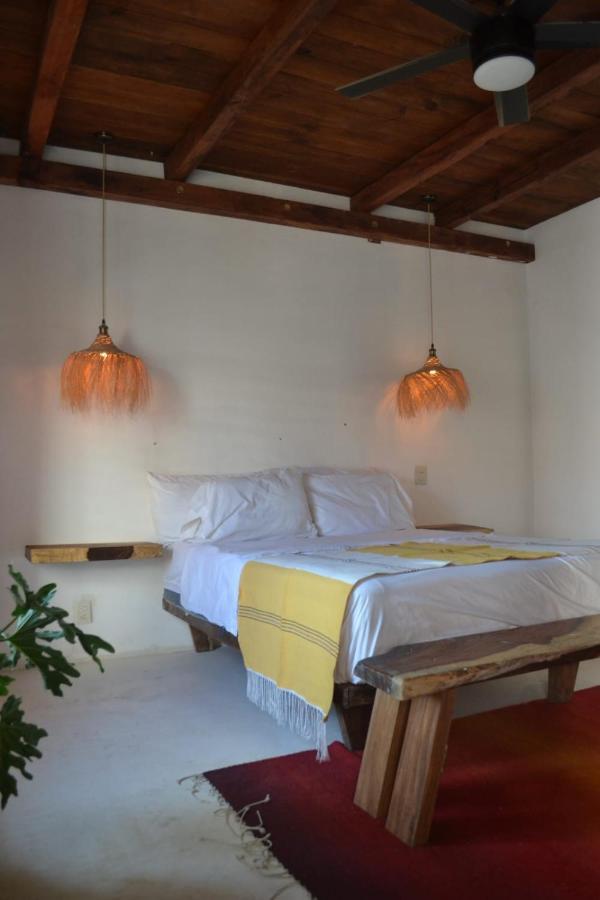Casa Playa Del Amor San Pedro Pochutla Exterior photo